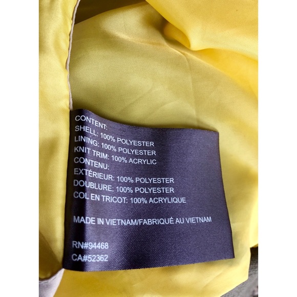 Men’s Perry Ellis MicroFiber Lightweight Jacket - Picture 3 of 4